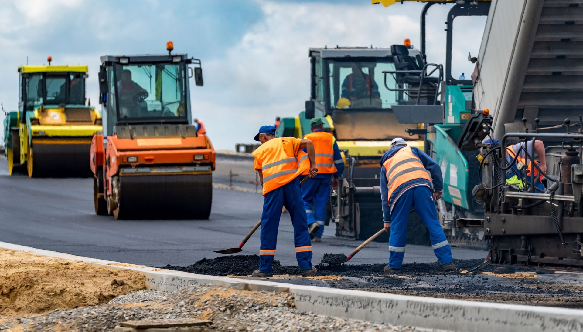 Reliable asphalt construction services in Germantown